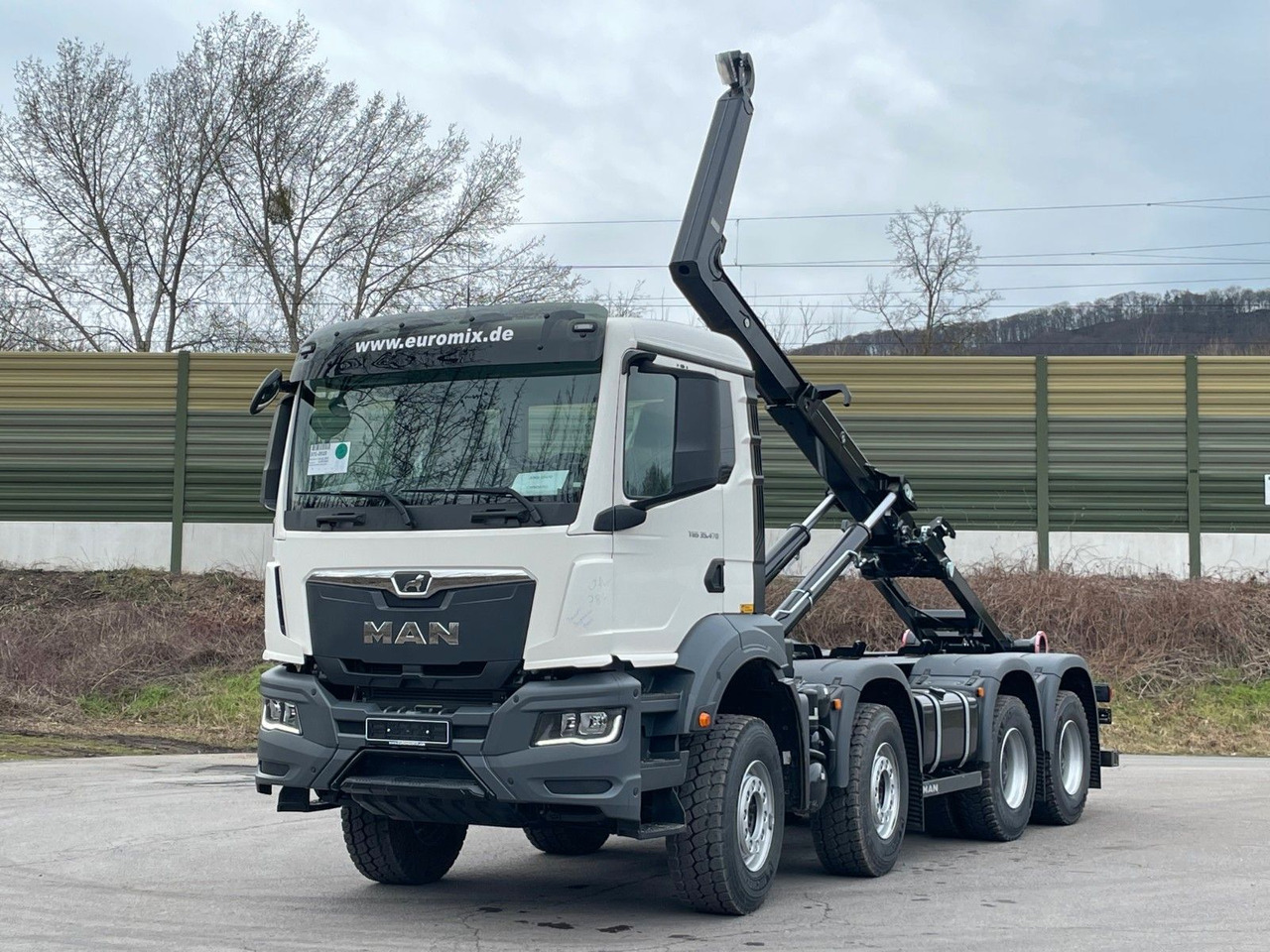 MAN TGS 35.480 8x4 Euro6e Hiab MultLift Abrollkipper - Hákový nosič kontejnerů, Auto s hydraulickou rukou: obrázek 2 MAN TGS 35.480 8x4 Euro6e Hiab MultLift Abrollkipper - Hákový nosič kontejnerů, Auto s hydraulickou rukou: obrázek 2