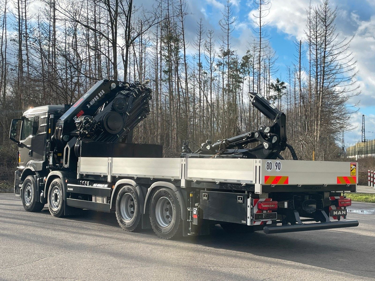 MAN TGS 35.520 8x4 BL HIAB X-HIPRO 658 EP-6 - Auto s hydraulickou rukou: obrázek 4 MAN TGS 35.520 8x4 BL HIAB X-HIPRO 658 EP-6 - Auto s hydraulickou rukou: obrázek 4