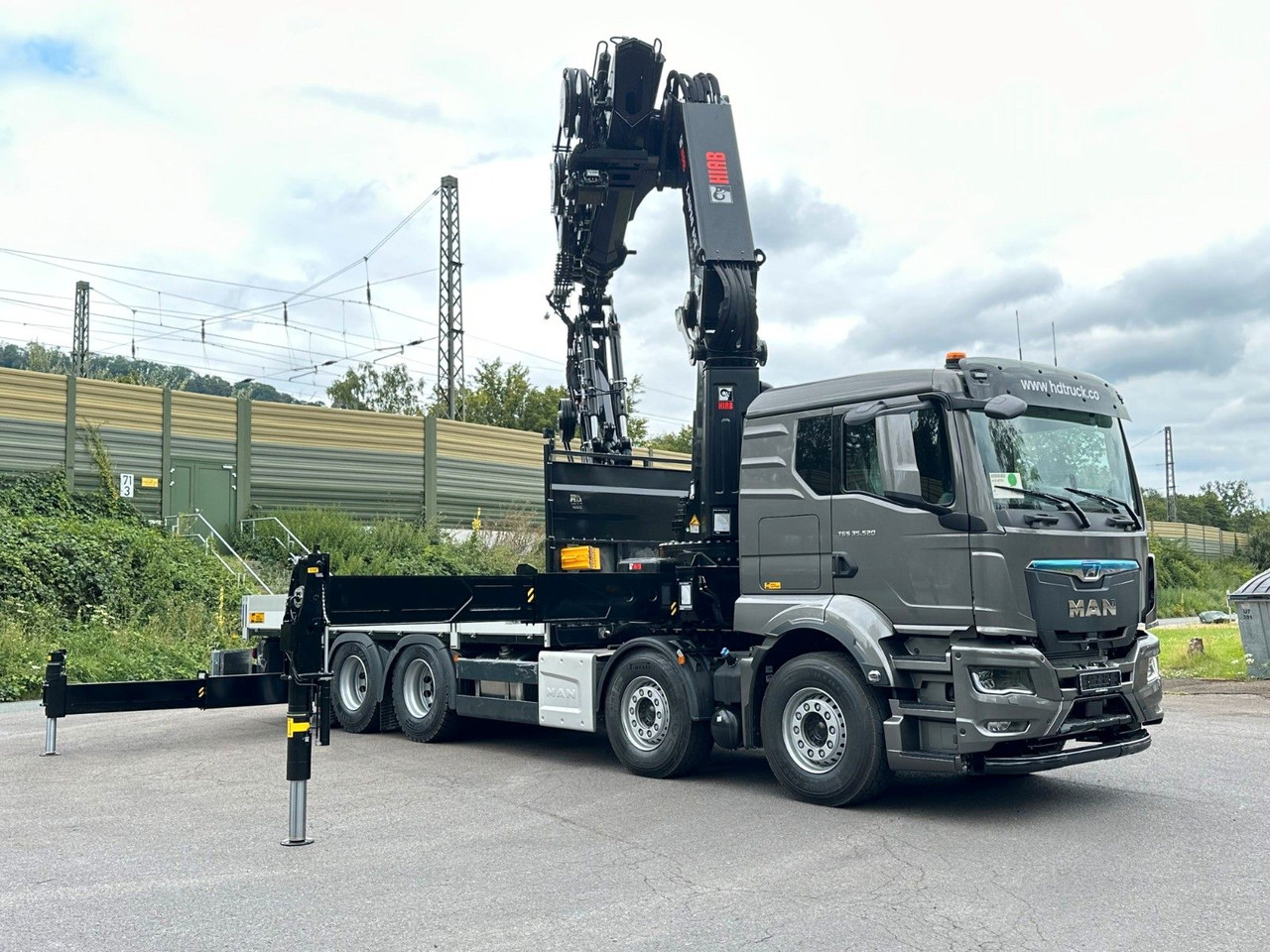 MAN TGS 35.520 8x4 BL HIAB X-HiPro858E-8 & Jib150x-6 - Nákladní automobil valníkový/ Plošinový, Auto s hydraulickou rukou: obrázek 2 MAN TGS 35.520 8x4 BL HIAB X-HiPro858E-8 & Jib150x-6 - Nákladní automobil valníkový/ Plošinový, Auto s hydraulickou rukou: obrázek 2