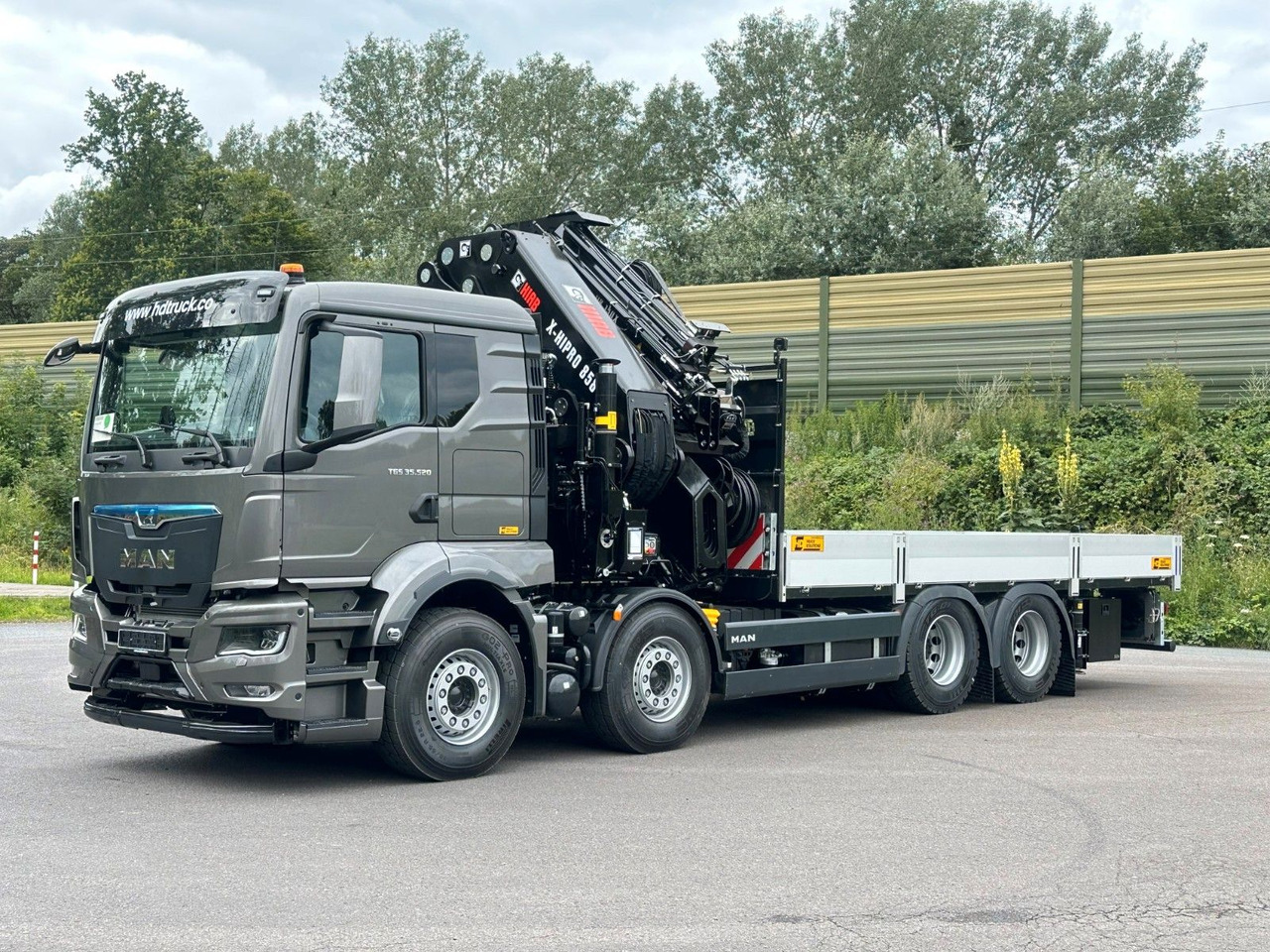 MAN TGS 35.520 8x4 BL HIAB X-HiPro858E-8 & Jib150x-6 - Auto s hydraulickou rukou: obrázek 4 MAN TGS 35.520 8x4 BL HIAB X-HiPro858E-8 & Jib150x-6 - Auto s hydraulickou rukou: obrázek 4
