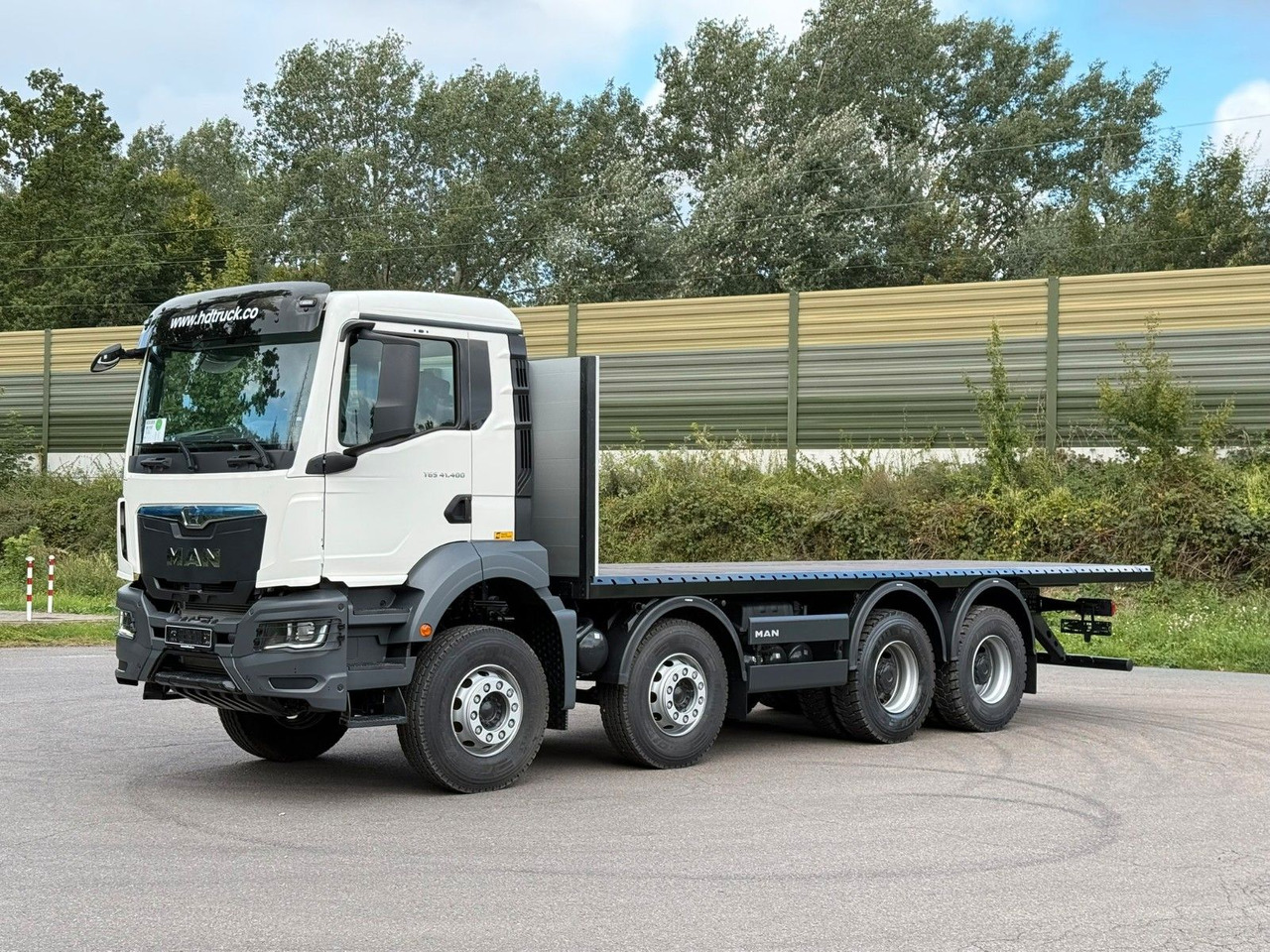 MAN TGS 41.400 BB 8X4 - Nákladní automobil valníkový/ Plošinový: obrázek 1 MAN TGS 41.400 BB 8X4 - Nákladní automobil valníkový/ Plošinový: obrázek 1