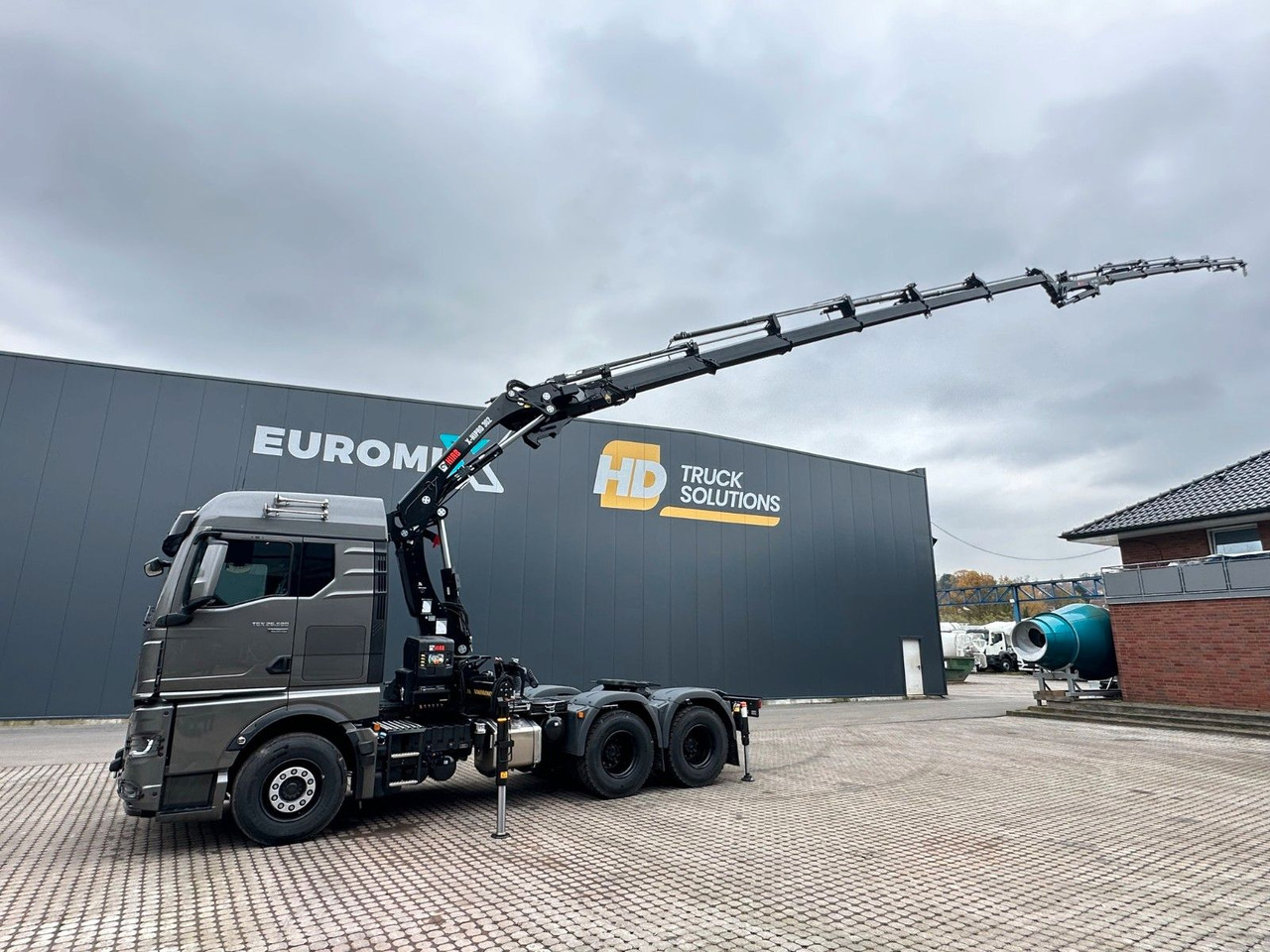 MAN TGX 26.580 6x4 Kran Hiab 302-6 + Jib-4 - Auto s hydraulickou rukou: obrázek 4 MAN TGX 26.580 6x4 Kran Hiab 302-6 + Jib-4 - Auto s hydraulickou rukou: obrázek 4