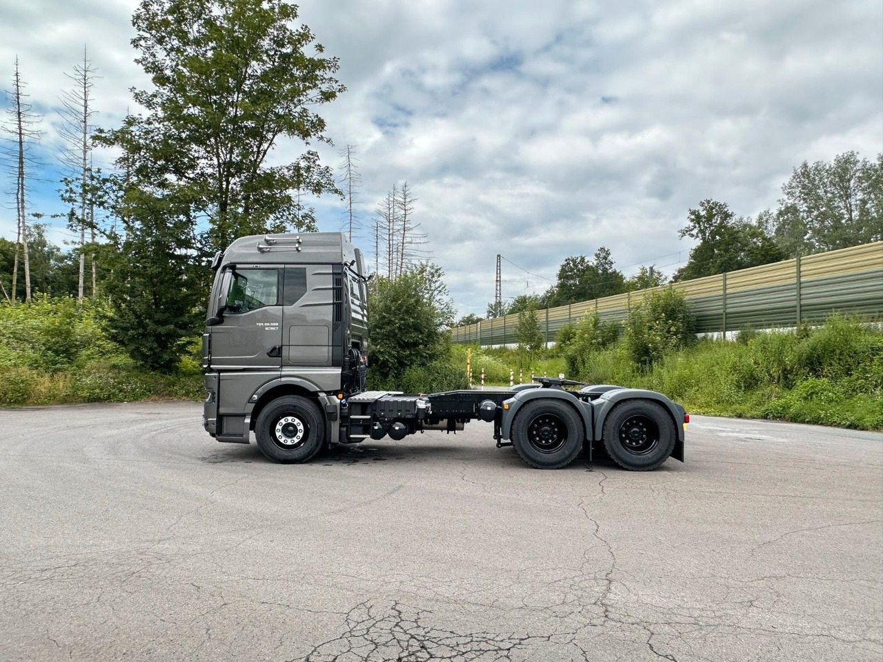 MAN TGX 26.580 6x4 Retarder - Tahač: obrázek 2 MAN TGX 26.580 6x4 Retarder - Tahač: obrázek 2