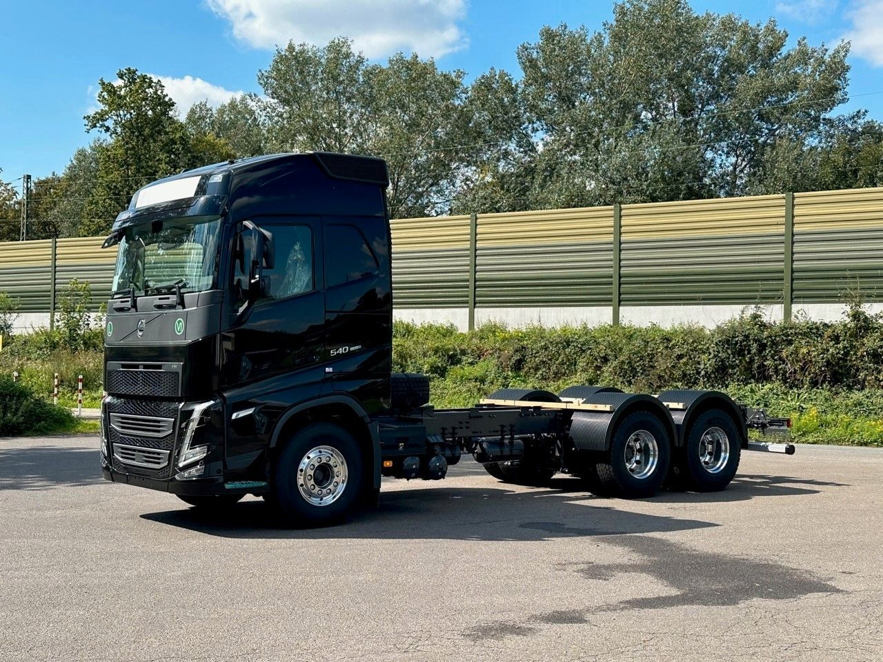 Volvo FH 540 6x4 - Podvozek s kabinou: obrázek 2 Volvo FH 540 6x4 - Podvozek s kabinou: obrázek 2