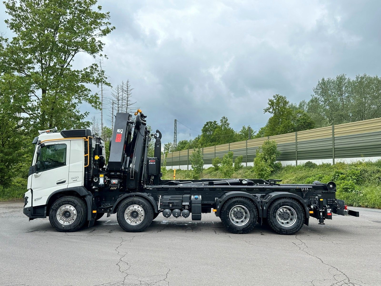 Volvo FMX 500 8x4 Abrollkipper + Kran Hiab 658-6 - Hákový nosič kontejnerů, Auto s hydraulickou rukou: obrázek 4 Volvo FMX 500 8x4 Abrollkipper + Kran Hiab 658-6 - Hákový nosič kontejnerů, Auto s hydraulickou rukou: obrázek 4
