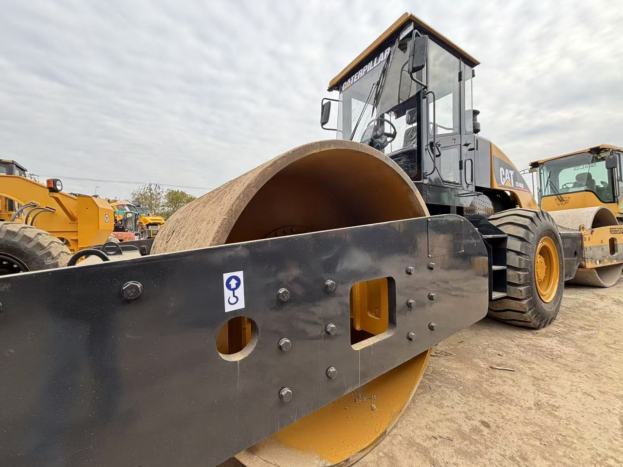 CATERPILLAR CS683E - Válec: obrázek 3 CATERPILLAR CS683E - Válec: obrázek 3