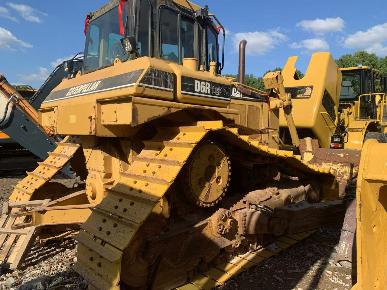 CATERPILLAR D6R - Buldozer: obrázek 5 CATERPILLAR D6R - Buldozer: obrázek 5