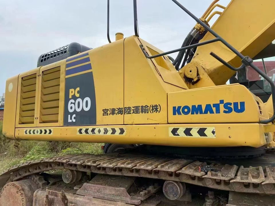 KOMATSU PC 600 LC-8 - Pásové rýpadlo: obrázek 3 KOMATSU PC 600 LC-8 - Pásové rýpadlo: obrázek 3