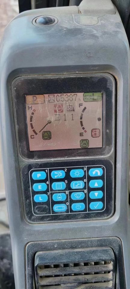 KOMATSU PC 600 LC-8 - Pásové rýpadlo: obrázek 4 KOMATSU PC 600 LC-8 - Pásové rýpadlo: obrázek 4