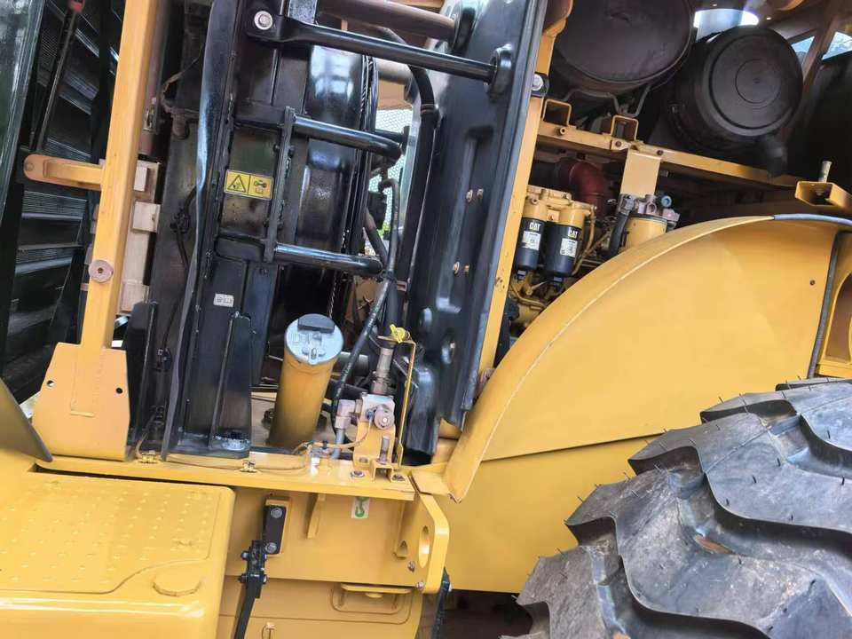 Original Cat Used Cat 950gc Wheel Loader Caterpillar 950gc Cat Loader Low Service Time - Kolový nakladač: obrázek 5 Original Cat Used Cat 950gc Wheel Loader Caterpillar 950gc Cat Loader Low Service Time - Kolový nakladač: obrázek 5