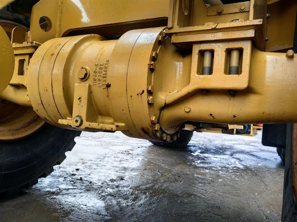 Second Hand Caterpillar CAT 950GC 5 Ton Wheel Loader USED CAT 950 Wheel Loaders in Low Price for Hot Sale - Kolový nakladač: obrázek 4 Second Hand Caterpillar CAT 950GC 5 Ton Wheel Loader USED CAT 950 Wheel Loaders in Low Price for Hot Sale - Kolový nakladač: obrázek 4