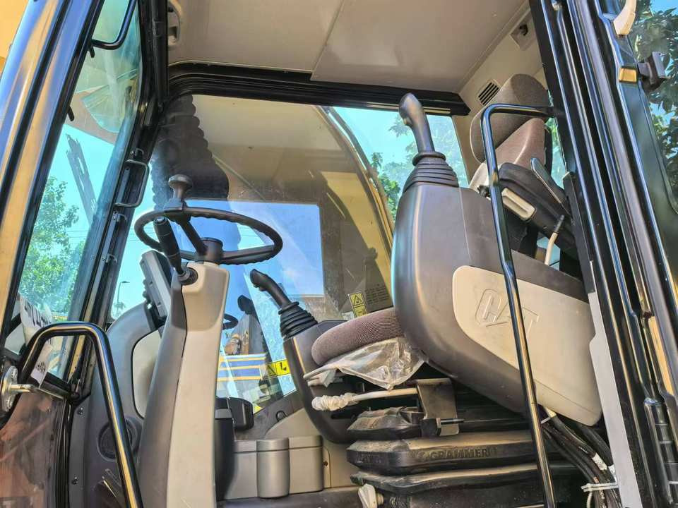 Used Caterpillar M315D2 Mini Wheel Excavator With Core Components for Diggers and Excavators - Kolesové rýpadlo: obrázek 3 Used Caterpillar M315D2 Mini Wheel Excavator With Core Components for Diggers and Excavators - Kolesové rýpadlo: obrázek 3