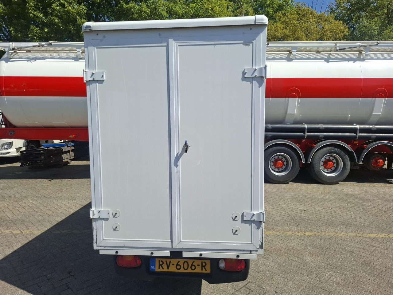 Aixam Mega E-Worker Elektrische Bakwagen RV-606-R - Golfový vozík: obrázek 2 Aixam Mega E-Worker Elektrische Bakwagen RV-606-R - Golfový vozík: obrázek 2