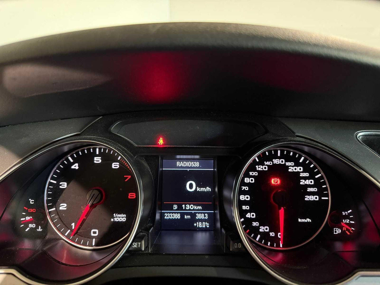 Audi A5 Coupé 2.0 TFSI Pro Line Business 60-RGK-5 233.366 km - Osobní auto: obrázek 3 Audi A5 Coupé 2.0 TFSI Pro Line Business 60-RGK-5 233.366 km - Osobní auto: obrázek 3