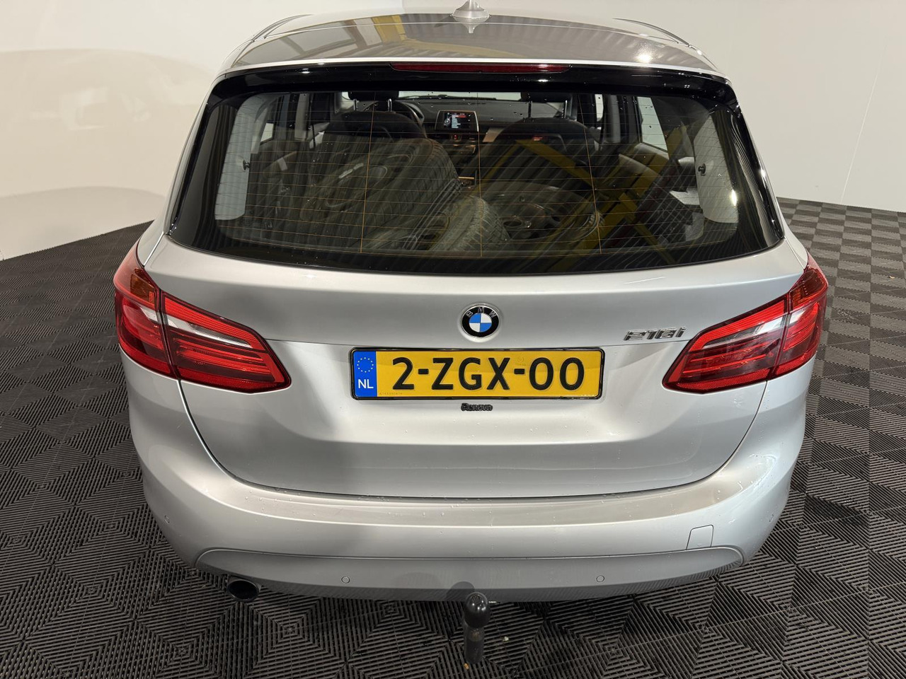 BMW 2-serie Active Tourer 218i Executive 2-ZGX-00 198.295 km - Osobní auto: obrázek 4 BMW 2-serie Active Tourer 218i Executive 2-ZGX-00 198.295 km - Osobní auto: obrázek 4