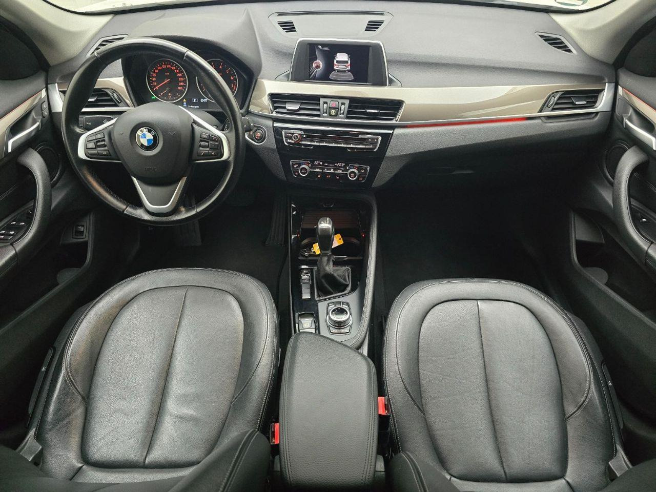 BMW X1 sDrive18i Executive | 2017 | 106.088 km | Automaat | T180NZ | NAP: Geen oordeel - SUV: obrázek 5 BMW X1 sDrive18i Executive | 2017 | 106.088 km | Automaat | T180NZ | NAP: Geen oordeel - SUV: obrázek 5