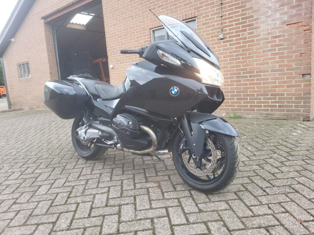 Bmw R1200 RT | 2009 | 110.660 km | MV-XF-69 - Motocykl: obrázek 4 Bmw R1200 RT | 2009 | 110.660 km | MV-XF-69 - Motocykl: obrázek 4