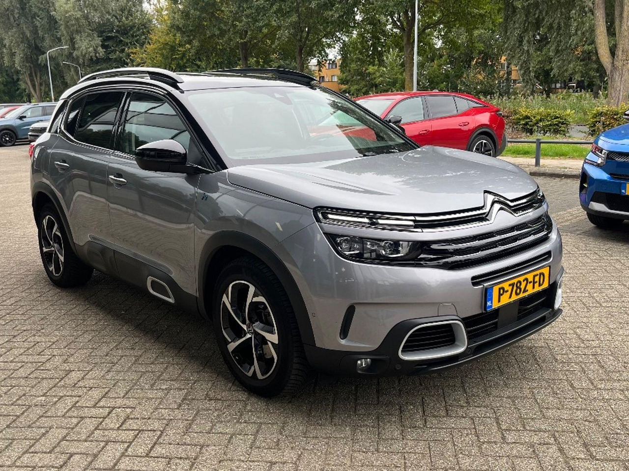 Citroen C5 Aircross 1.6 Plug - in Hybrid 225 Shine | 2021 | 81.408 km | Automaat | P782FD | NAP: Geen oordeel - SUV: obrázek 2 Citroen C5 Aircross 1.6 Plug - in Hybrid 225 Shine | 2021 | 81.408 km | Automaat | P782FD | NAP: Geen oordeel - SUV: obrázek 2