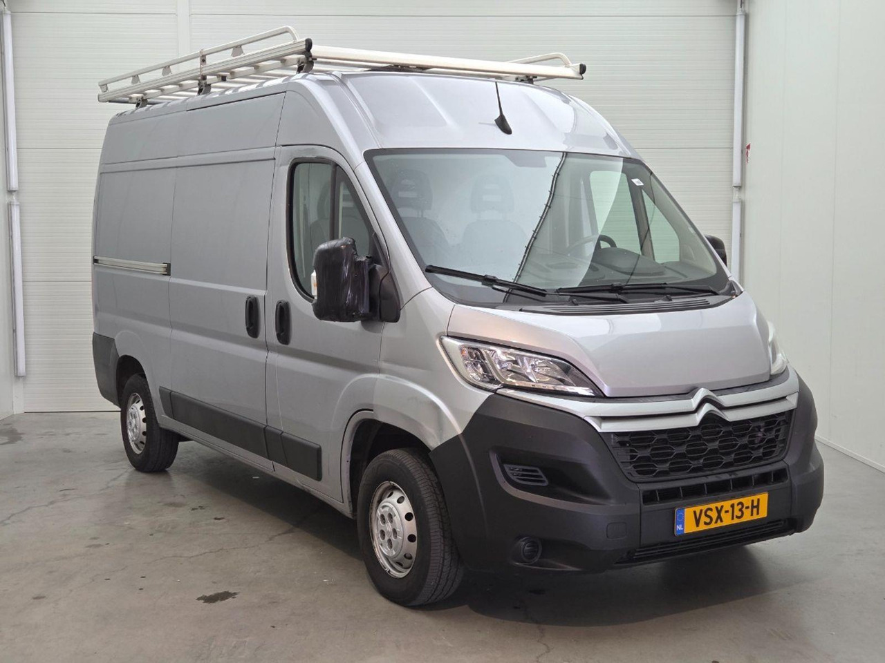 Citroen Jumper 35 2.2 BlueHDi 140 L2H2 Club | 2021 | 71.315 km | VSX13H | NAP: Geen oordeel - Furgon: obrázek 2 Citroen Jumper 35 2.2 BlueHDi 140 L2H2 Club | 2021 | 71.315 km | VSX13H | NAP: Geen oordeel - Furgon: obrázek 2