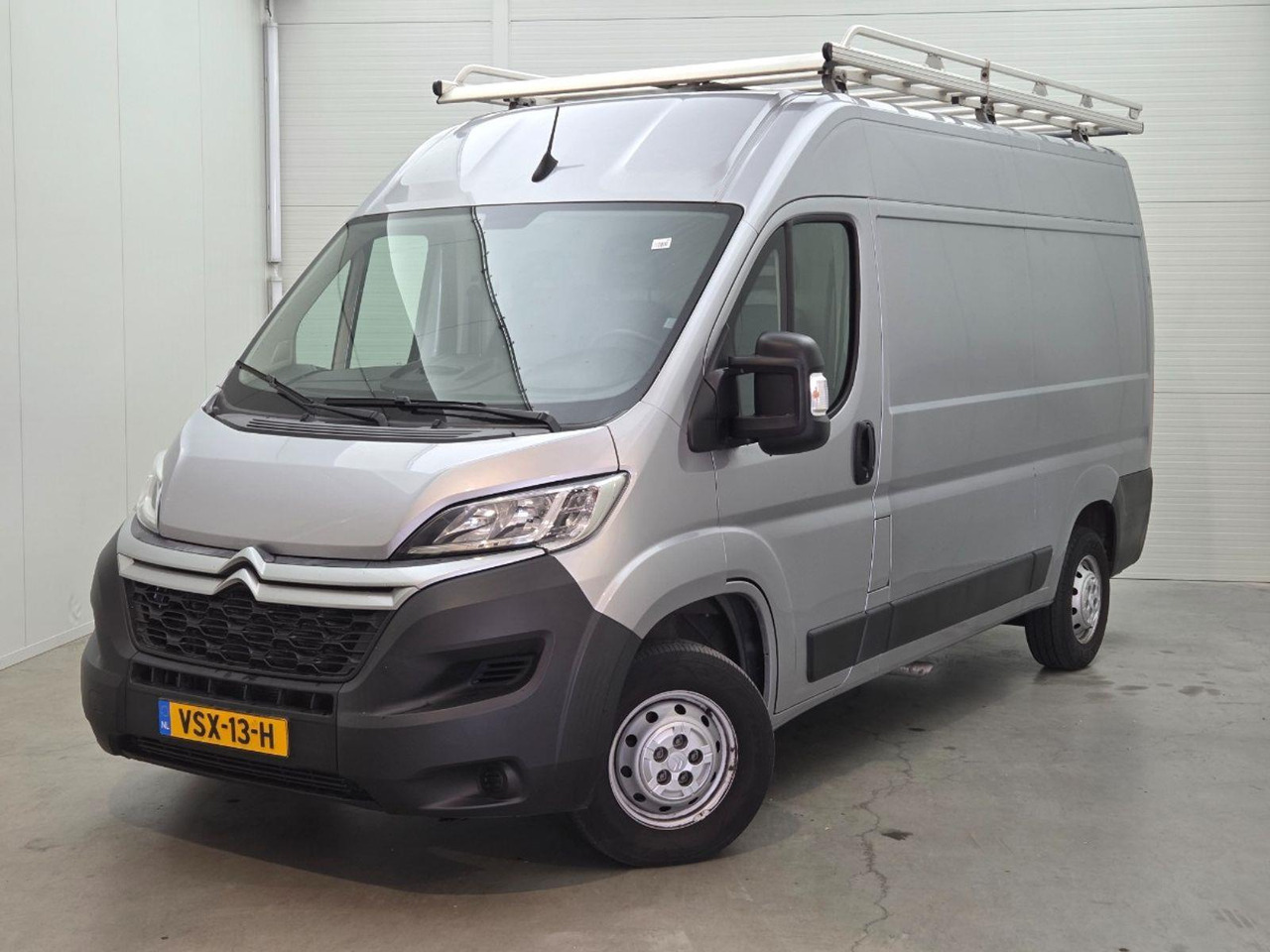 Citroen Jumper 35 2.2 BlueHDi 140 L2H2 Club | 2021 | 71.315 km | VSX13H | NAP: Geen oordeel - Furgon: obrázek 1 Citroen Jumper 35 2.2 BlueHDi 140 L2H2 Club | 2021 | 71.315 km | VSX13H | NAP: Geen oordeel - Furgon: obrázek 1