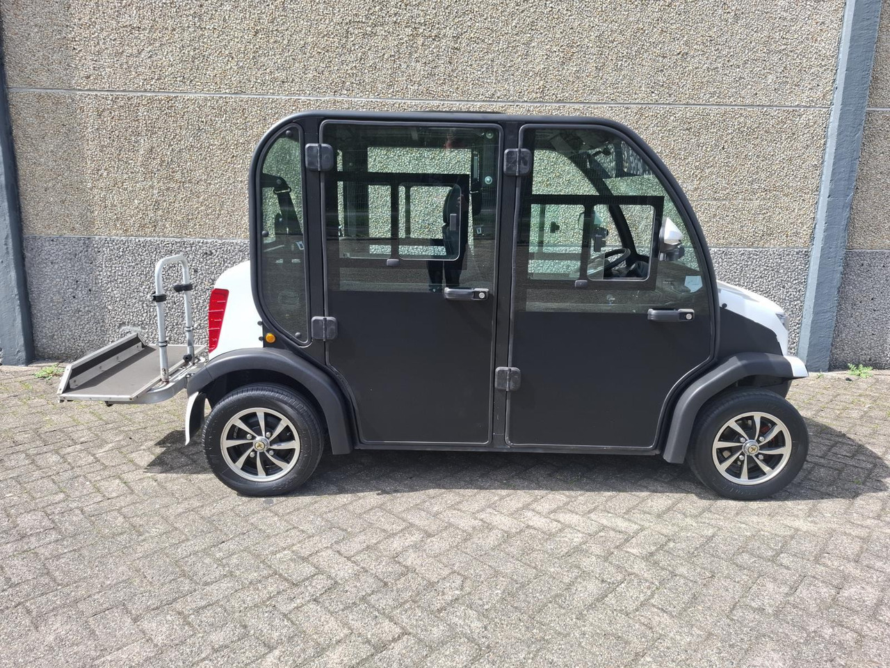 Italcar L4S E-Shuttle 4-zits Elektrische Golfkar H-368-PB - Golfový vozík: obrázek 3 Italcar L4S E-Shuttle 4-zits Elektrische Golfkar H-368-PB - Golfový vozík: obrázek 3