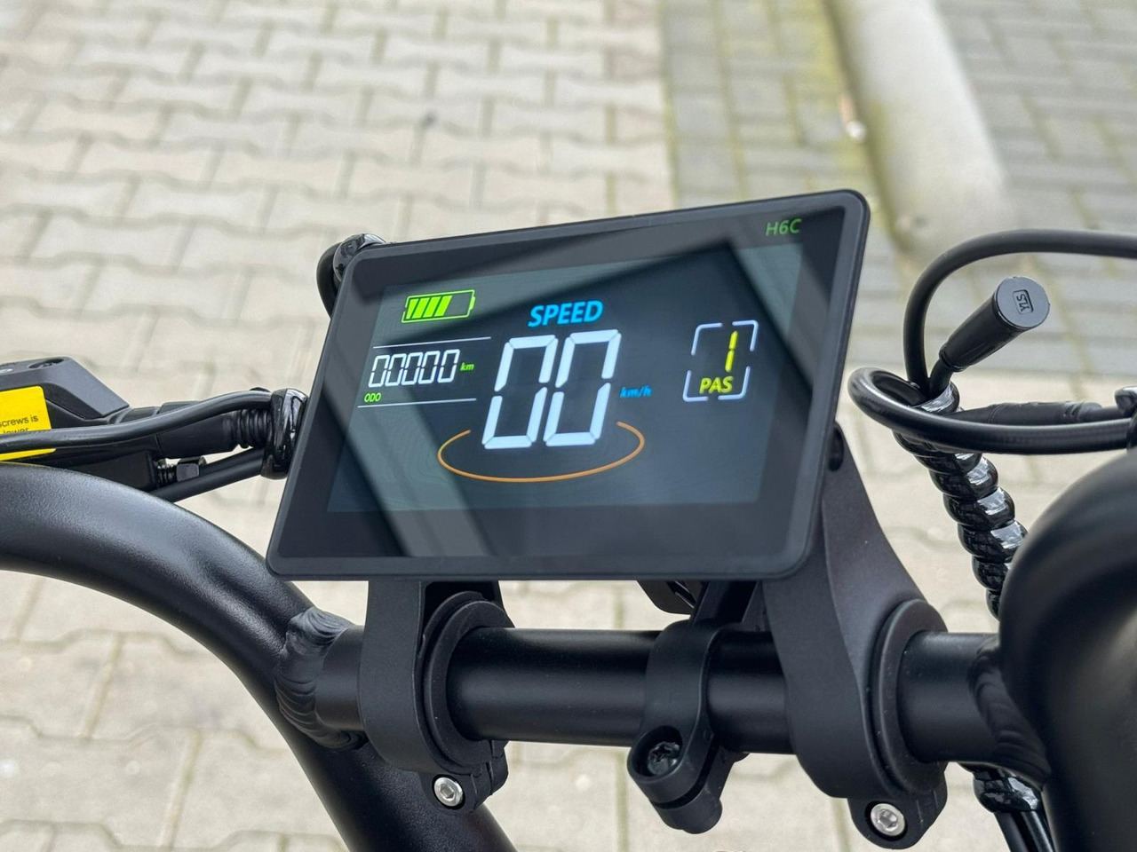 OUXI V20 Fatbike met LCD display NIEUW - Jiná technika: obrázek 5 OUXI V20 Fatbike met LCD display NIEUW - Jiná technika: obrázek 5