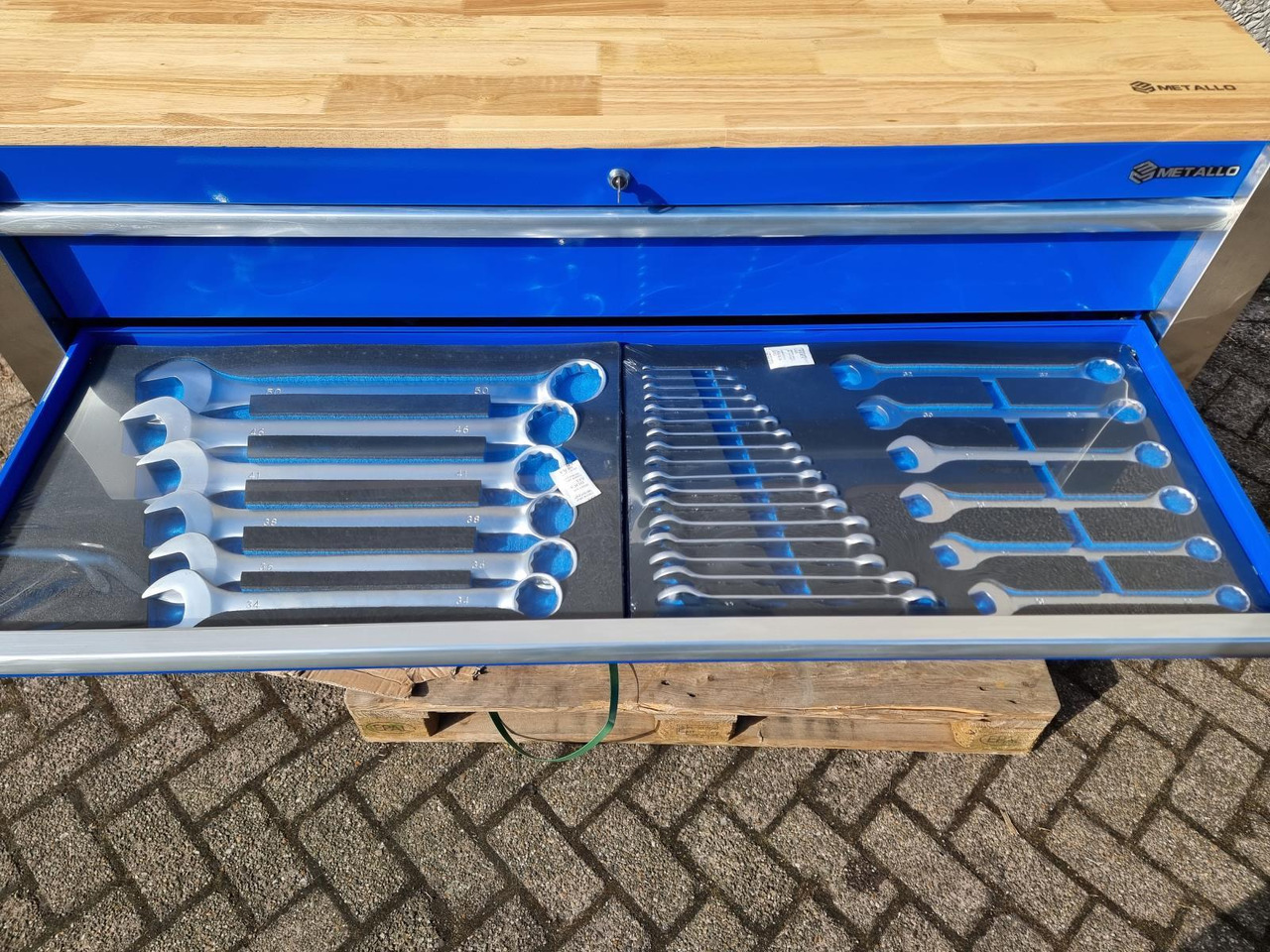 Metallo Mega Jumbo Gereedschapskist 11 lades waarvan 9 gevuld met gereedschap Nieuw - Vybavení garáže/ Dílny: obrázek 4 Metallo Mega Jumbo Gereedschapskist 11 lades waarvan 9 gevuld met gereedschap Nieuw - Vybavení garáže/ Dílny: obrázek 4