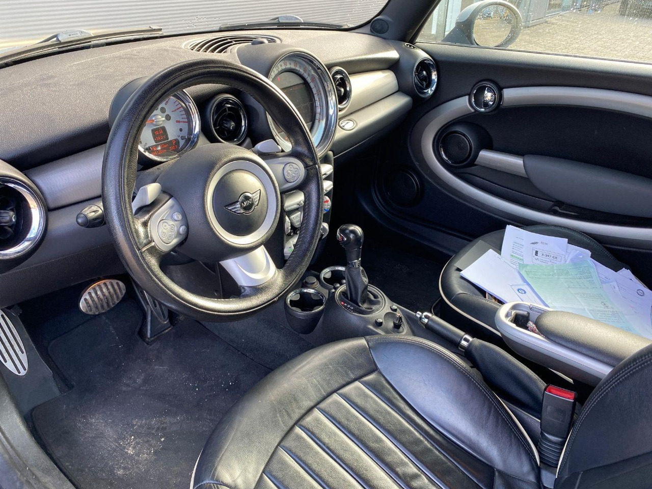 Mini Mini Clubman 1.6 Cooper S | 2008 | 144.083 km | Automaat | X397GX | NAP: Geen oordeel - Osobní auto: obrázek 5 Mini Mini Clubman 1.6 Cooper S | 2008 | 144.083 km | Automaat | X397GX | NAP: Geen oordeel - Osobní auto: obrázek 5
