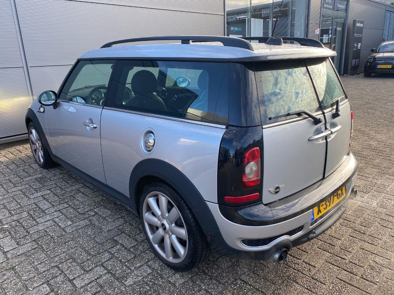 Mini Mini Clubman 1.6 Cooper S | 2008 | 144.083 km | Automaat | X397GX | NAP: Geen oordeel - Osobní auto: obrázek 3 Mini Mini Clubman 1.6 Cooper S | 2008 | 144.083 km | Automaat | X397GX | NAP: Geen oordeel - Osobní auto: obrázek 3