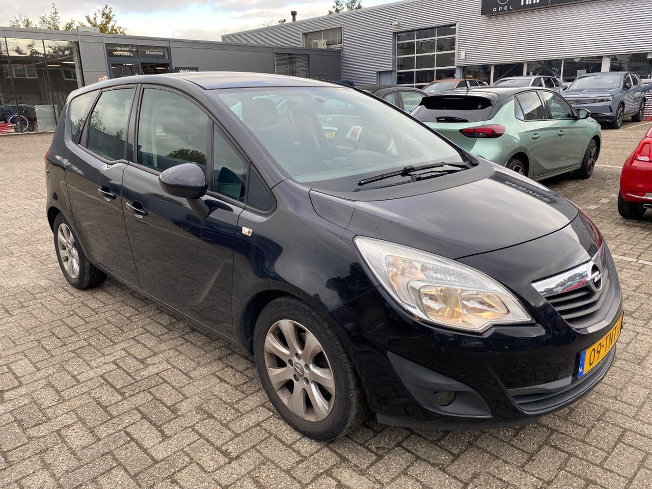Opel Meriva 1.4 Edition | 2012 | 150.381 km | 09TNT2 | NAP: Logisch - Osobní auto: obrázek 2 Opel Meriva 1.4 Edition | 2012 | 150.381 km | 09TNT2 | NAP: Logisch - Osobní auto: obrázek 2