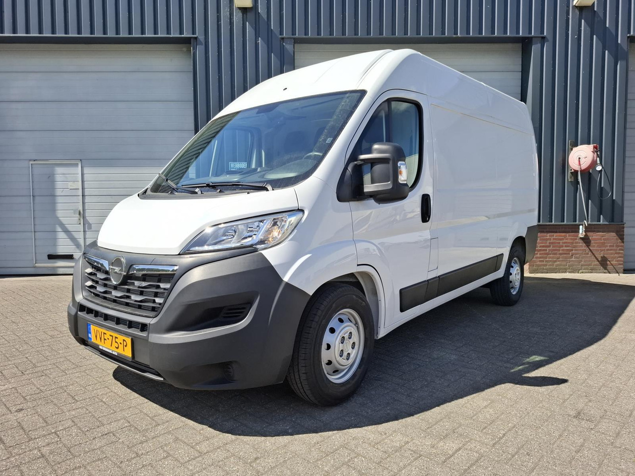 Opel Movano-E L2H2 | 2023 | 82 km | VVF-75-P - Furgon: obrázek 1 Opel Movano-E L2H2 | 2023 | 82 km | VVF-75-P - Furgon: obrázek 1