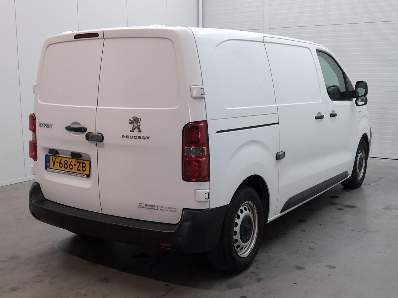 Peugeot Expert 226S 1.6 BlueHDI 115 Pro | 2016 | 171.857 km | V686ZB | NAP: Geen oordeel - Furgon: obrázek 4 Peugeot Expert 226S 1.6 BlueHDI 115 Pro | 2016 | 171.857 km | V686ZB | NAP: Geen oordeel - Furgon: obrázek 4