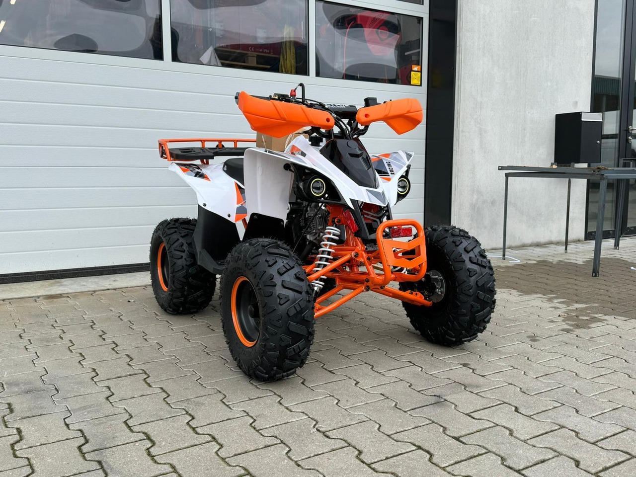 Quad UltraMotocross 125cc (oranje) - Čtyřkolka: obrázek 2 Quad UltraMotocross 125cc (oranje) - Čtyřkolka: obrázek 2