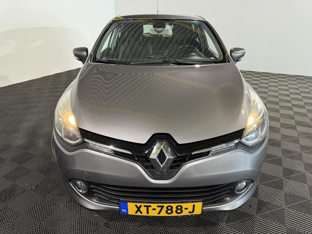 Renault | Clio | 0.9 TCe Dynamique | 2016 | 192.462 km | XT788J | Geen oordeel - Hatchback: obrázek 2 Renault | Clio | 0.9 TCe Dynamique | 2016 | 192.462 km | XT788J | Geen oordeel - Hatchback: obrázek 2