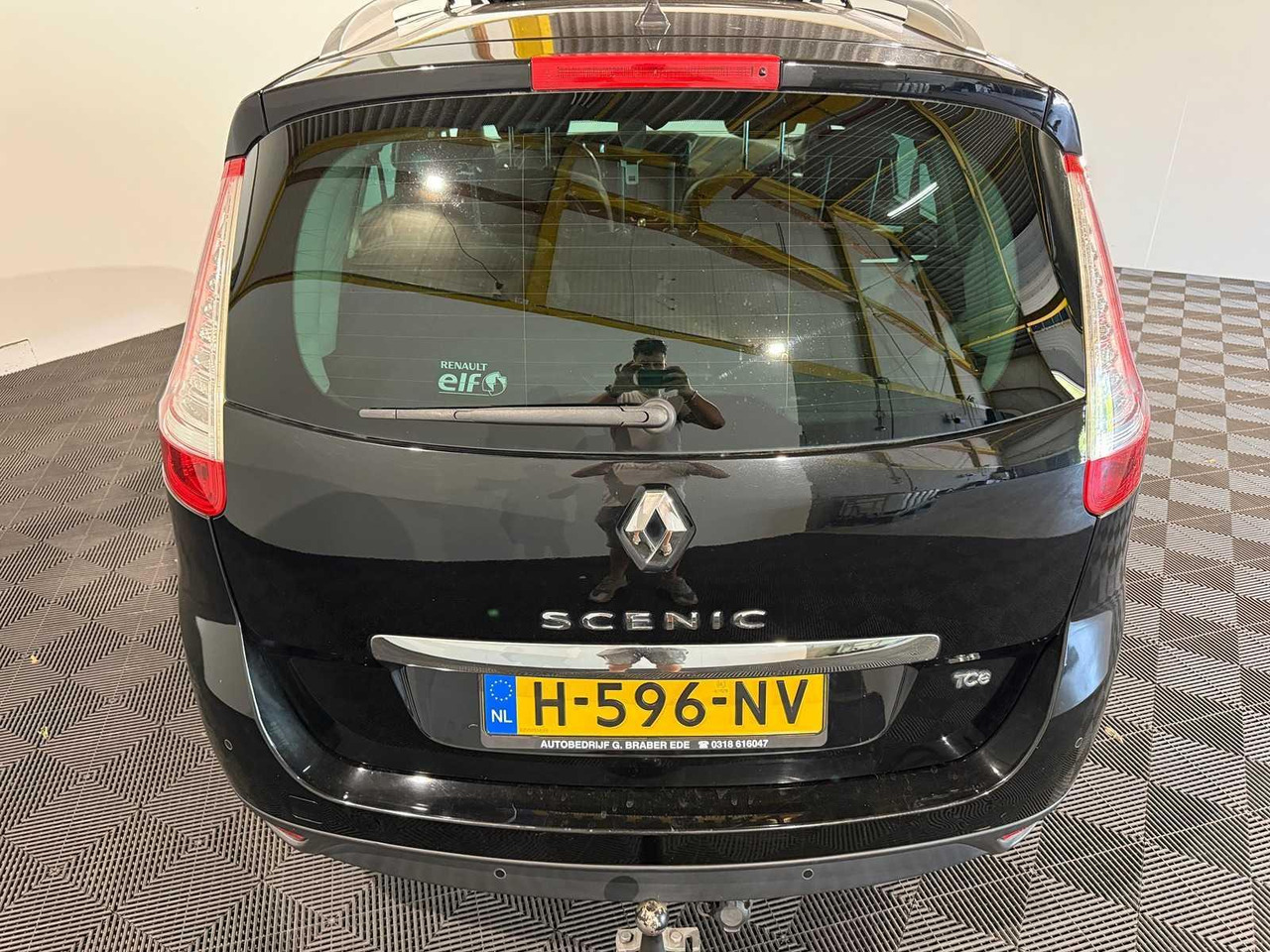 Renault Grand Scénic 1.2 Tce Bose | 2016 | 118.319 km | H-596-NV - Osobní auto: obrázek 2 Renault Grand Scénic 1.2 Tce Bose | 2016 | 118.319 km | H-596-NV - Osobní auto: obrázek 2