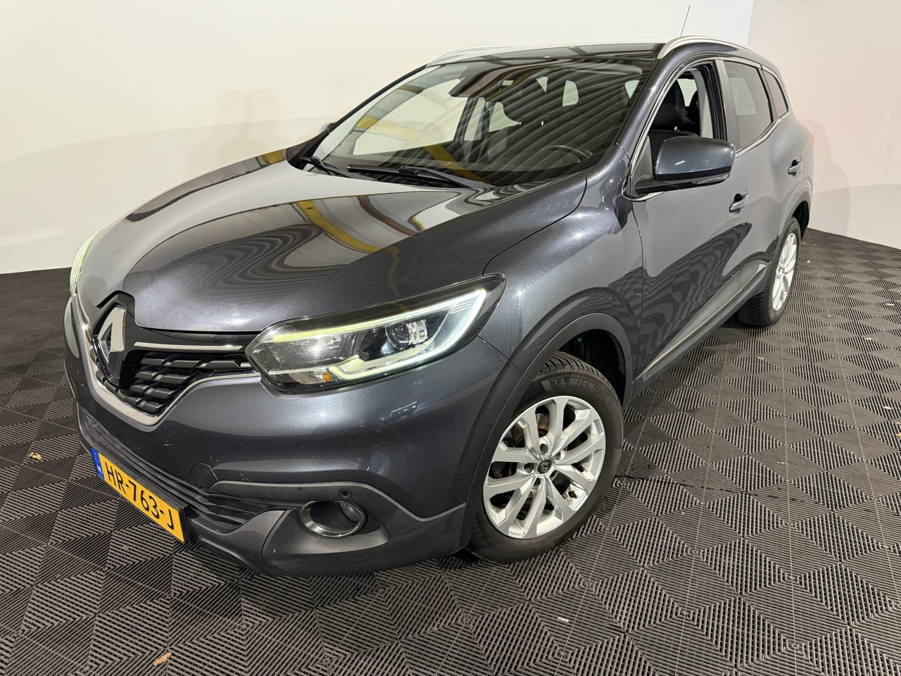Renault | Kadjar | 1.2 TCe Intens | 2015 | 187.621 km | HR763J | Logisch - SUV: obrázek 1 Renault | Kadjar | 1.2 TCe Intens | 2015 | 187.621 km | HR763J | Logisch - SUV: obrázek 1