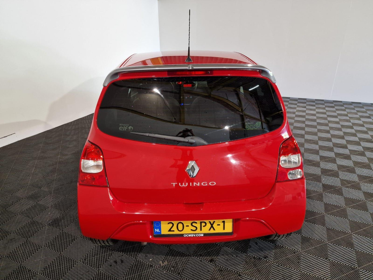 Renault Twingo 1.2-16V Collection 20-SPX-1 149.179 km - Osobní auto: obrázek 2 Renault Twingo 1.2-16V Collection 20-SPX-1 149.179 km - Osobní auto: obrázek 2