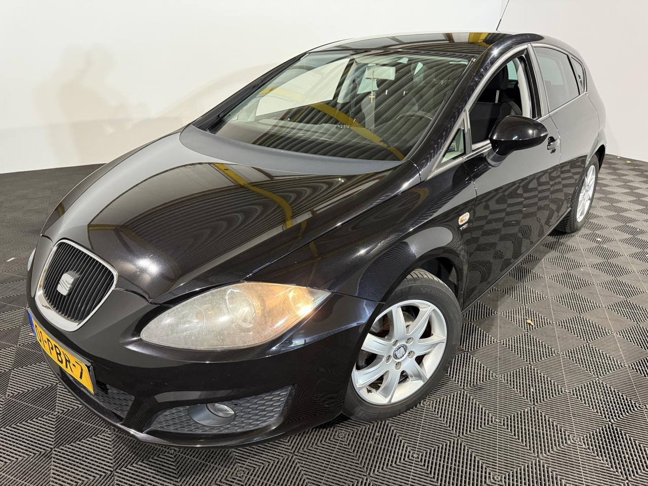 SEAT | Leon | 1.2 TSI Good Stuff | 2011 | 180.589 km | 01PBR7 | Logisch - Hatchback: obrázek 1 SEAT | Leon | 1.2 TSI Good Stuff | 2011 | 180.589 km | 01PBR7 | Logisch - Hatchback: obrázek 1