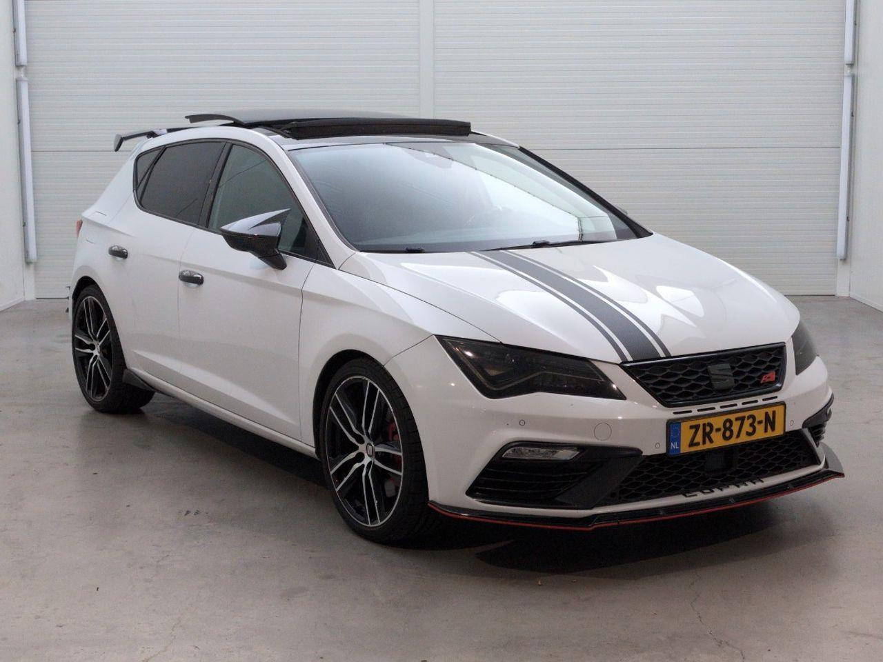 SEAT Leon ST 2.0 TSI CUPRA 300 | 2018 | 178.178 km | Automaat | ZR873N | NAP: Geen oordeel - Osobní auto: obrázek 2 SEAT Leon ST 2.0 TSI CUPRA 300 | 2018 | 178.178 km | Automaat | ZR873N | NAP: Geen oordeel - Osobní auto: obrázek 2