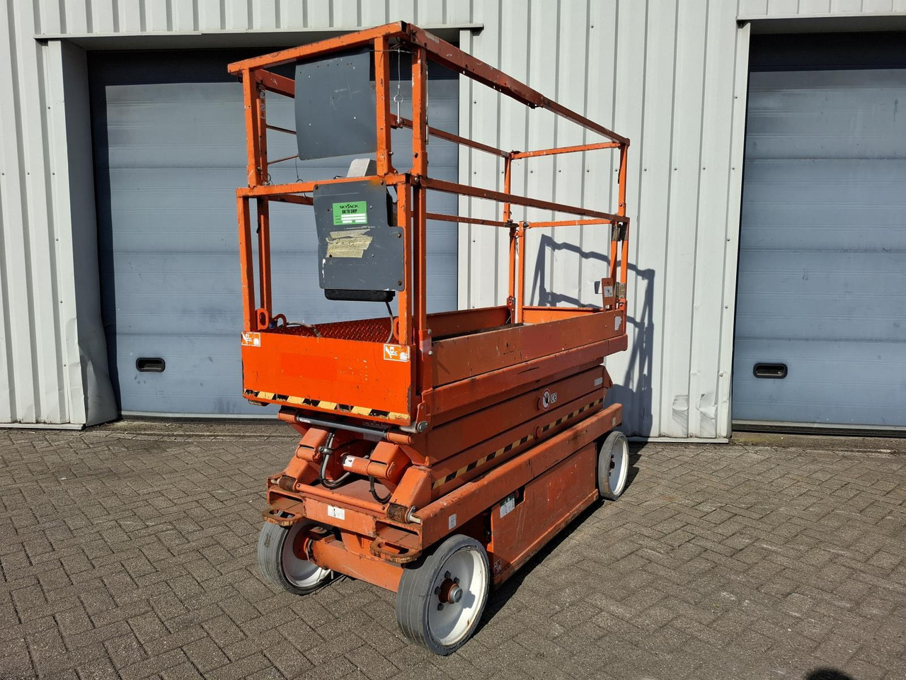 Skyjack SJ3220 Schaarlift 2015 - Nůžková plošina: obrázek 1 Skyjack SJ3220 Schaarlift 2015 - Nůžková plošina: obrázek 1
