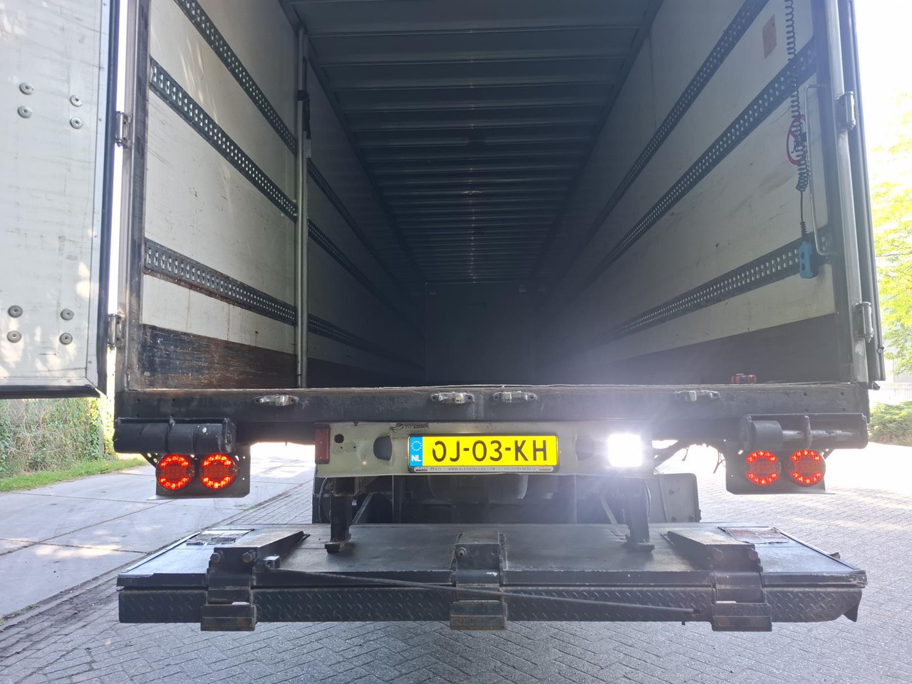 Skříňový návěs System Trailers WSJPRS2206TBA2618: obrázek 12