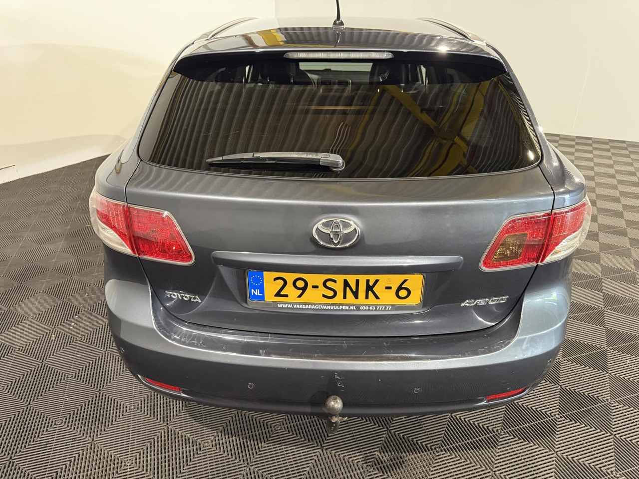 Toyota Avensis Wagon 2.0 VVTi Business | 2011 | 363.331 km | 29-SNK-6 - Osobní auto: obrázek 4 Toyota Avensis Wagon 2.0 VVTi Business | 2011 | 363.331 km | 29-SNK-6 - Osobní auto: obrázek 4