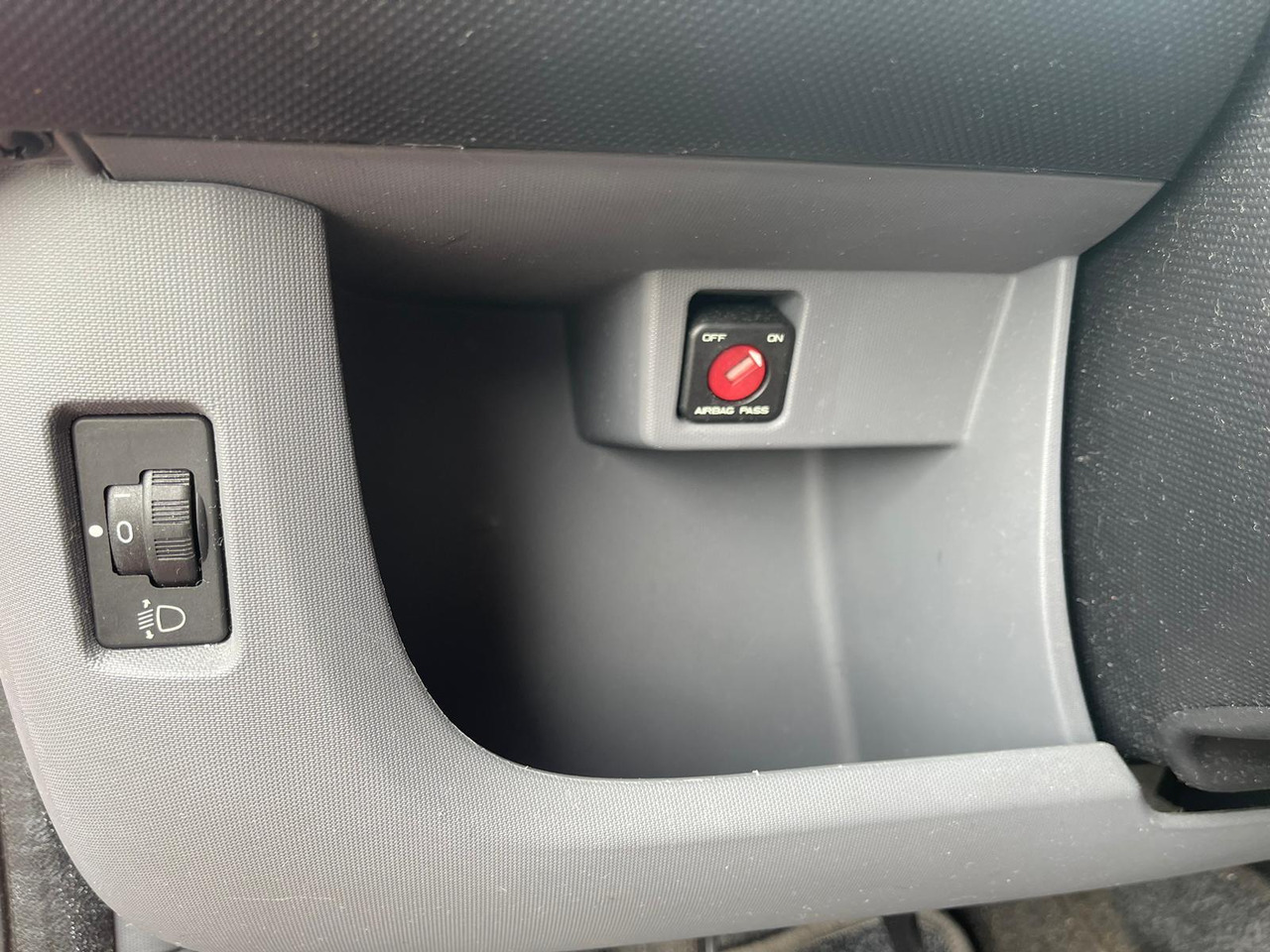 Hatchback Toyota Aygo 1.0 12V 2007 247.975 km 37-XF-VH: obrázek 13