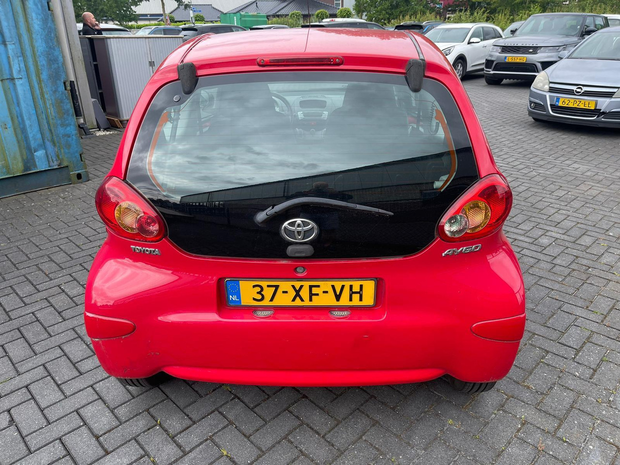 Toyota Aygo 1.0 12V 37-XF-VH - Hatchback: obrázek 2 Toyota Aygo 1.0 12V 37-XF-VH - Hatchback: obrázek 2