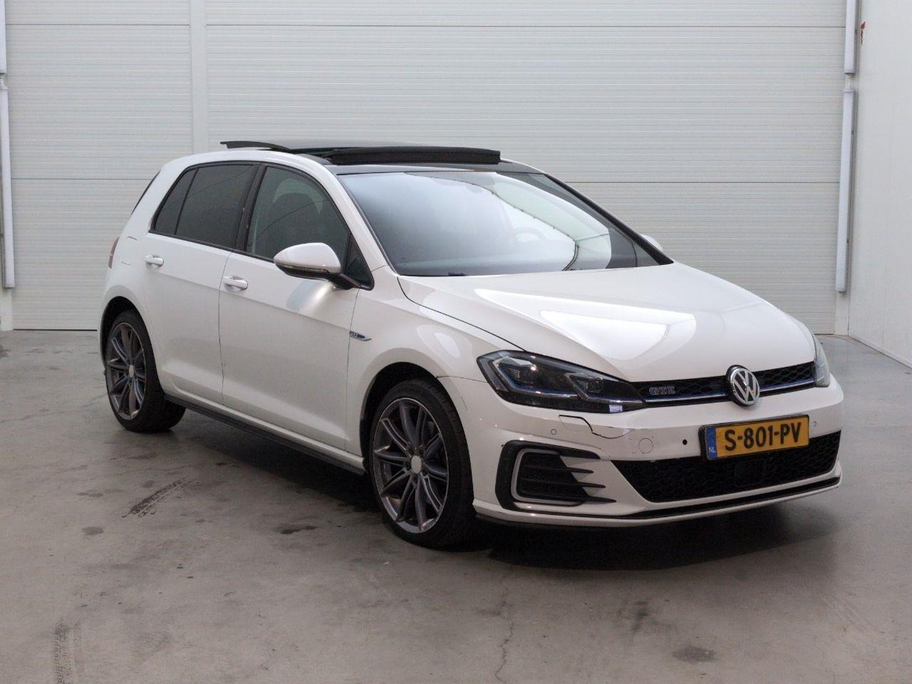 Volkswagen Golf 1.4 TSI PHEV GTE | 2018 | 160.611 km | Automaat | S801PV | NAP: Geen oordeel - Hatchback: obrázek 2 Volkswagen Golf 1.4 TSI PHEV GTE | 2018 | 160.611 km | Automaat | S801PV | NAP: Geen oordeel - Hatchback: obrázek 2