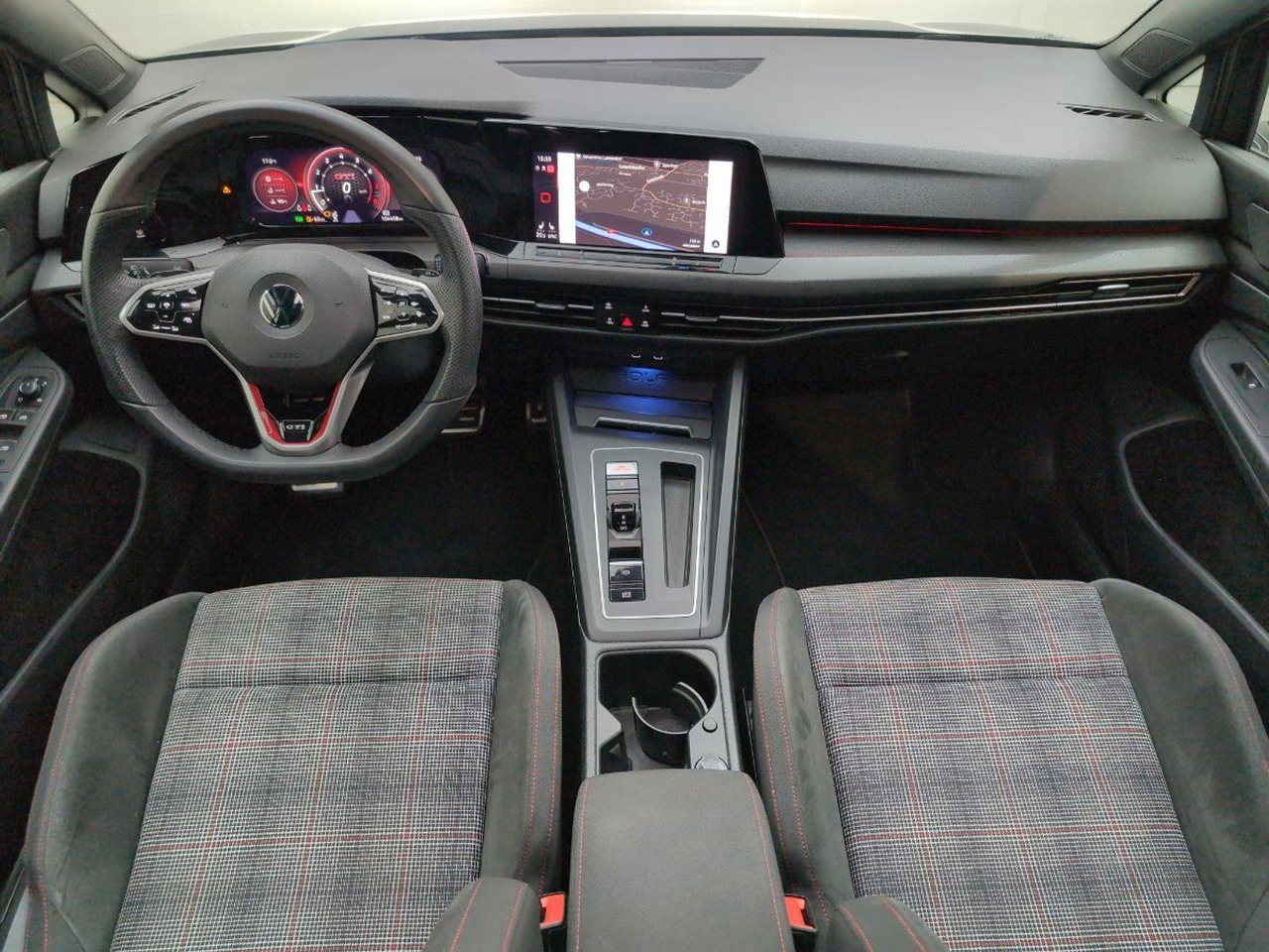 Volkswagen Golf 2.0 TSI GTI | 2021 | 104.458 km | Automaat | N078GH | NAP: Geen oordeel - Hatchback: obrázek 5 Volkswagen Golf 2.0 TSI GTI | 2021 | 104.458 km | Automaat | N078GH | NAP: Geen oordeel - Hatchback: obrázek 5