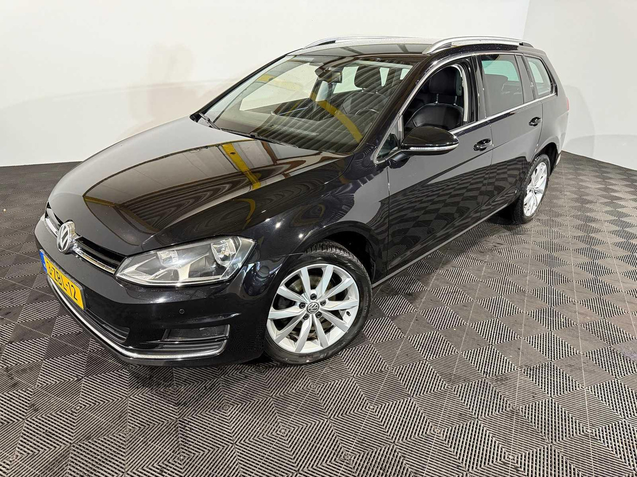 Volkswagen Golf Variant 1.4 TSI Business Edition 3-ZBL-12 202.678 km - Osobní auto: obrázek 1 Volkswagen Golf Variant 1.4 TSI Business Edition 3-ZBL-12 202.678 km - Osobní auto: obrázek 1