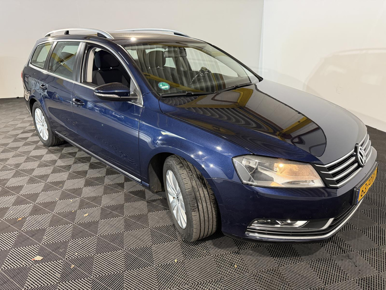 Volkswagen | Passat Variant | 1.4 TSI Comfortline BlueMotion | 2012 | 223.524 km | 63TDP7 | Logisch - Osobní auto: obrázek 5 Volkswagen | Passat Variant | 1.4 TSI Comfortline BlueMotion | 2012 | 223.524 km | 63TDP7 | Logisch - Osobní auto: obrázek 5