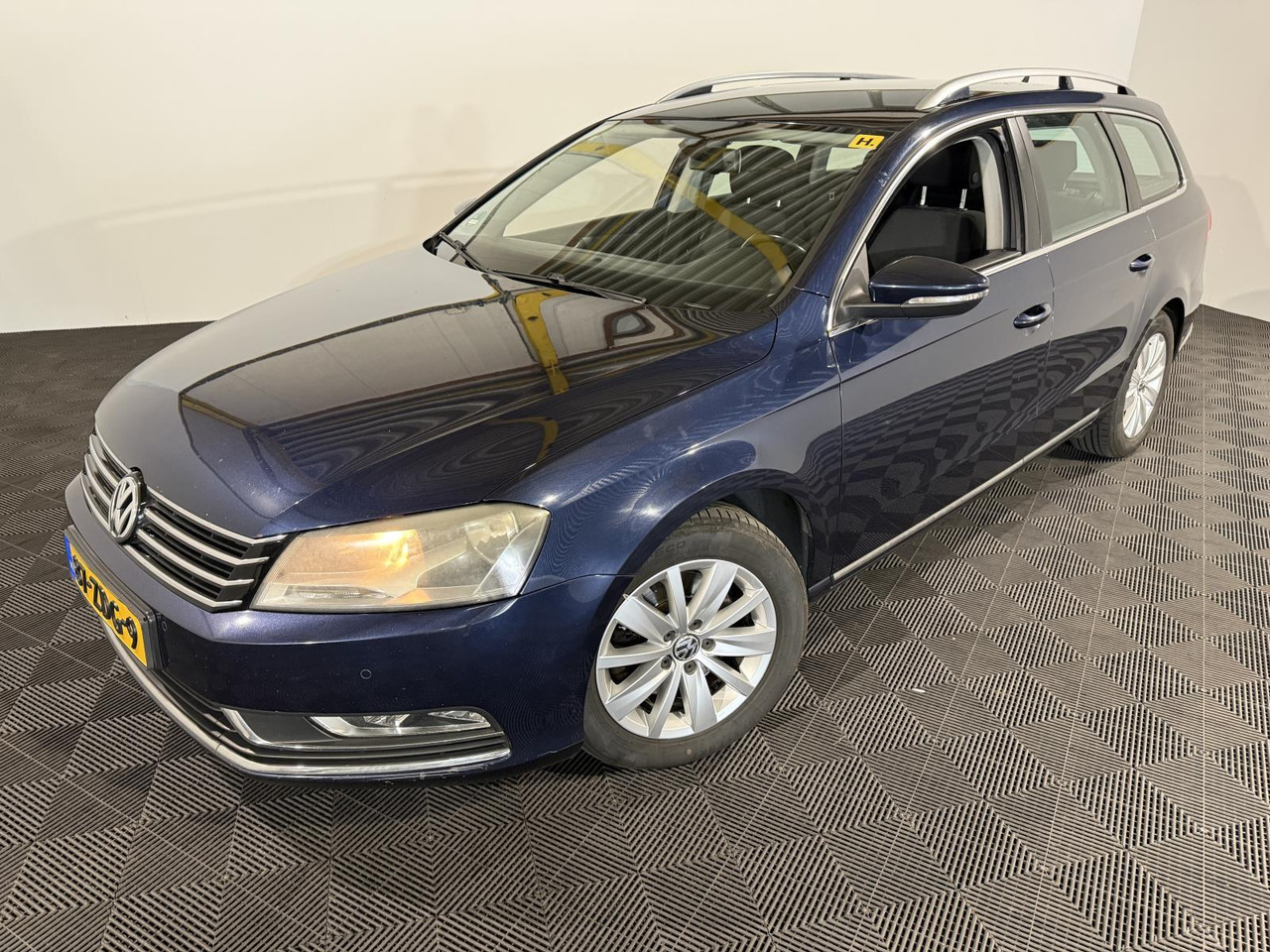 Volkswagen | Passat Variant | 1.6 TDI Comfortline BlueMotion | 2011 | 358.371 km | 87ZDG9 | Geen oordeel - Osobní auto: obrázek 1 Volkswagen | Passat Variant | 1.6 TDI Comfortline BlueMotion | 2011 | 358.371 km | 87ZDG9 | Geen oordeel - Osobní auto: obrázek 1