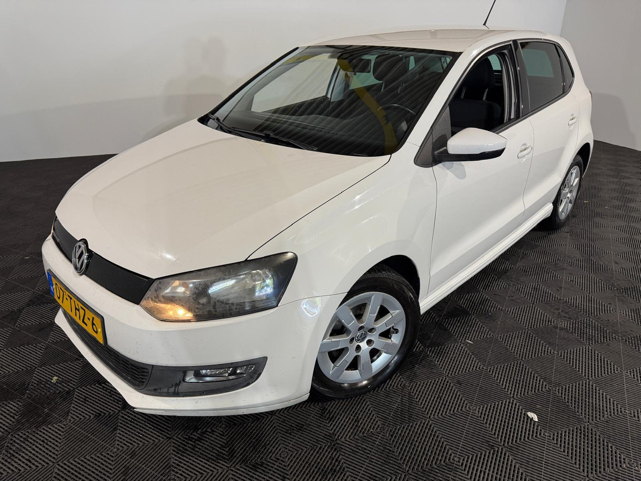 Volkswagen | Polo | 1.2 TDI BlueMotion Comfortline | 2012 | 234.632 km | 07THZ6 | Logisch - Hatchback: obrázek 1 Volkswagen | Polo | 1.2 TDI BlueMotion Comfortline | 2012 | 234.632 km | 07THZ6 | Logisch - Hatchback: obrázek 1